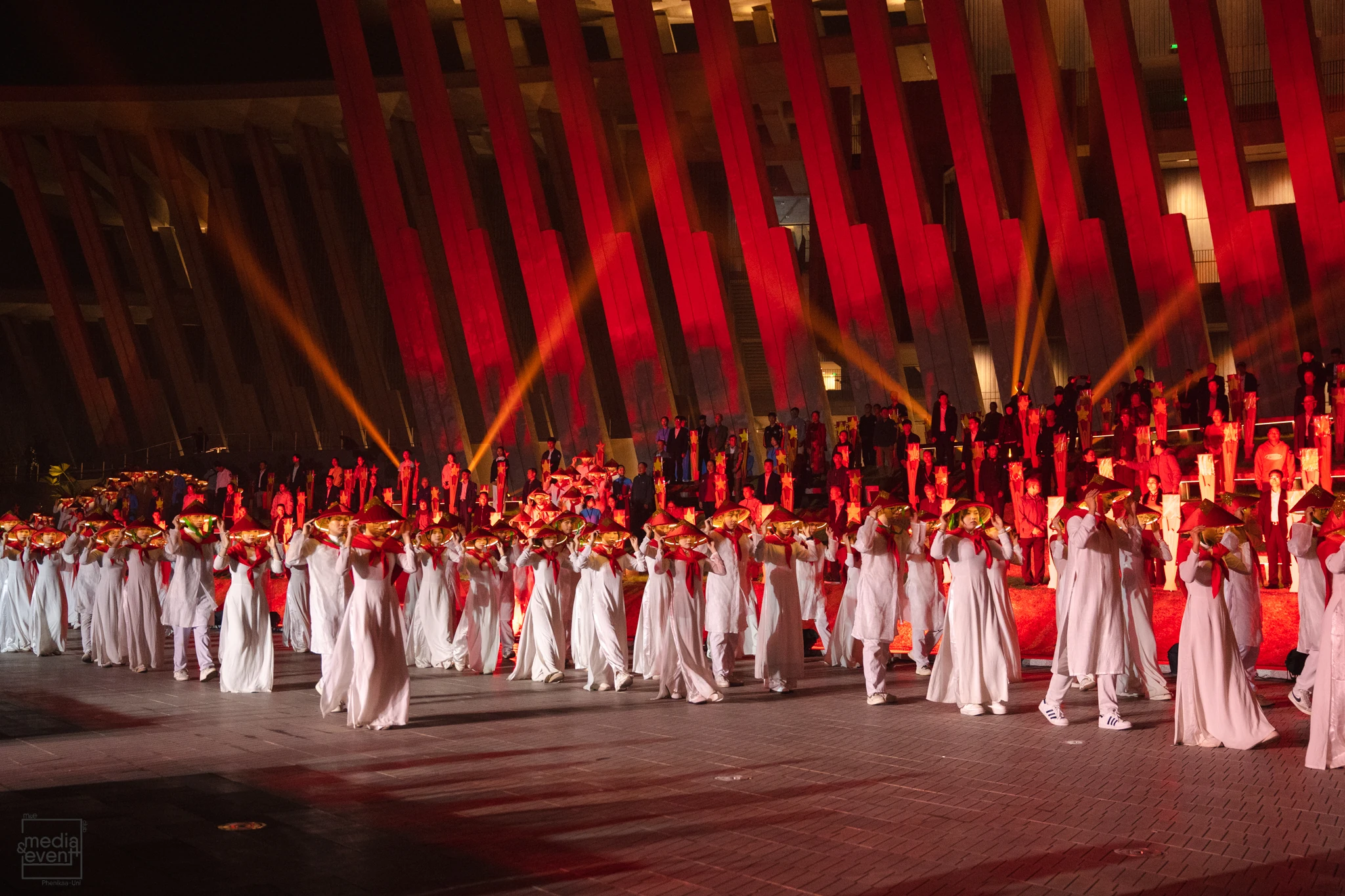 Tuổi trẻ Phenikaa và Hành trình bất tử - Từ ký ức đến tự hào