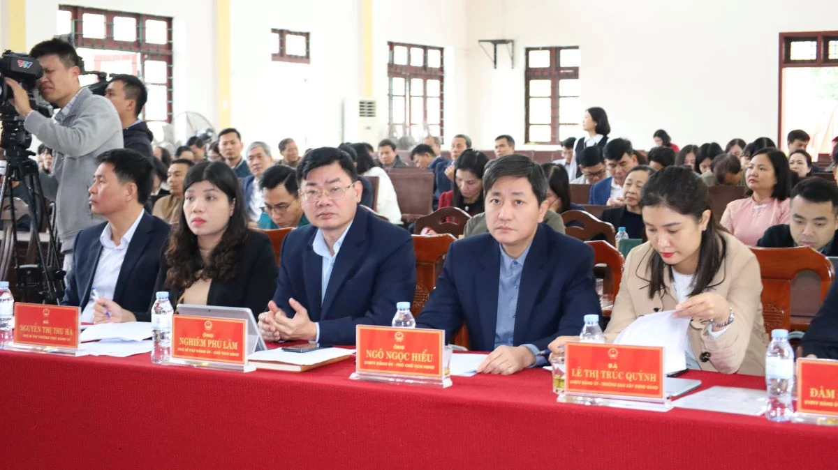 Cử tri phường Quảng Phú kiến nghị nhiều vấn đề liên quan đến đời sống dân sinh