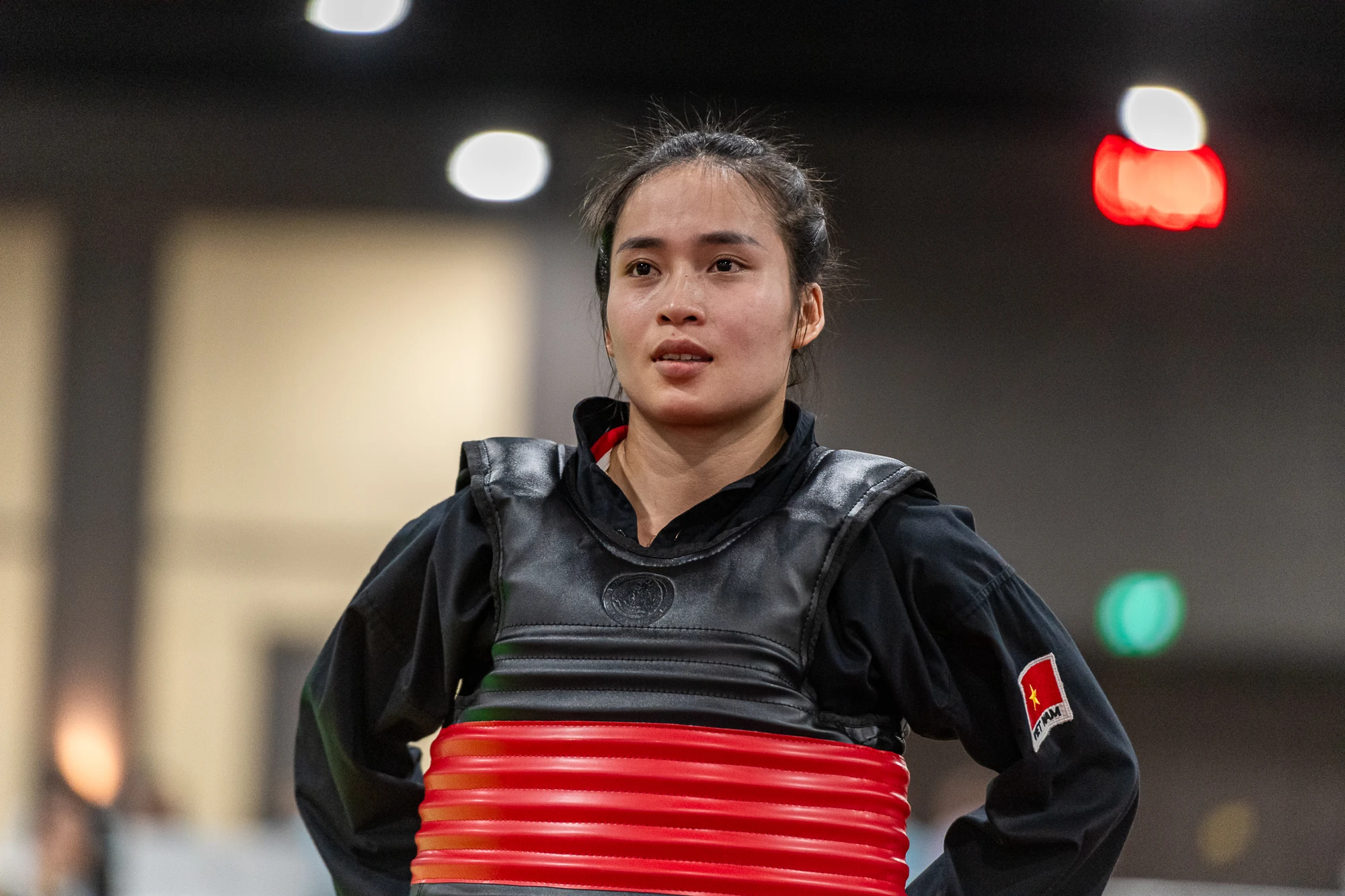 Bị đối thủ liên tục chơi xấu, võ sĩ Thanh Hóa vẫn xuất sắc giành quyền vào bán kết Pencak Silat - SEA Games 33