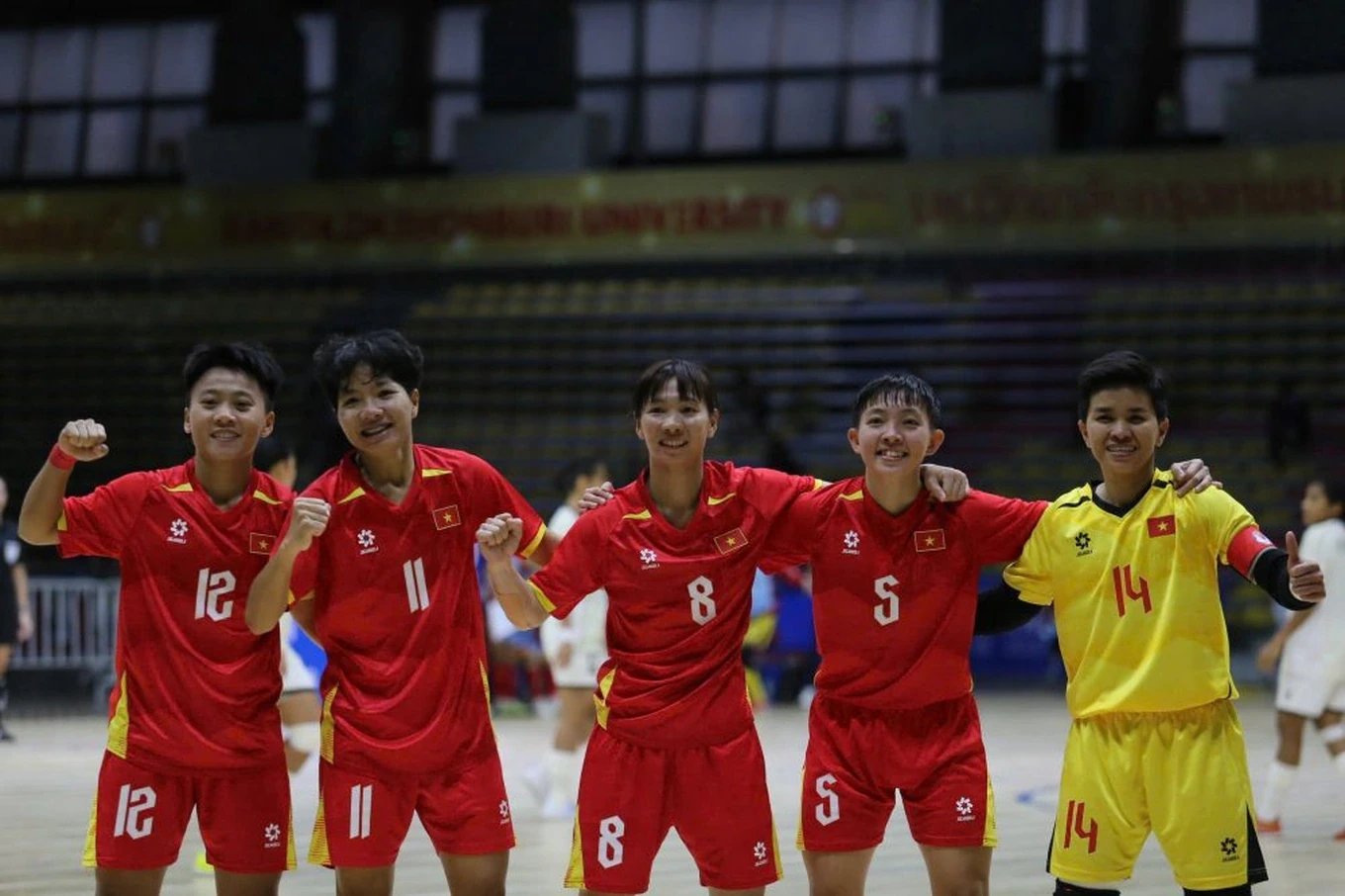 SEA Games 33 ngày 18/12: Việt Nam đại thắng Thái Lan giành HCV bóng đá nam, Futsal nữ và Cầu mây tạo cột mốc lịch sử