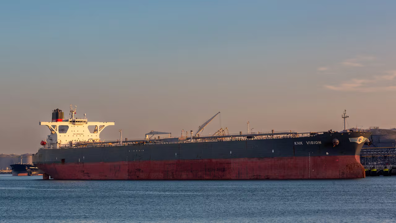 Mỹ phong tỏa các tàu chở dầu bị trừng phạt ra vào Venezuela