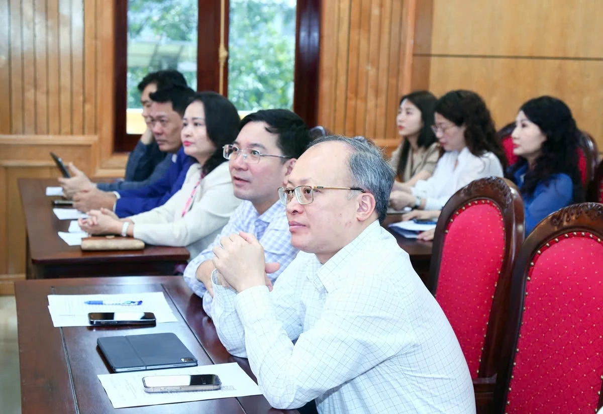 Thực hiện tốt công tác đào tạo, bồi dưỡng đội ngũ cán bộ lãnh đạo, quản lý