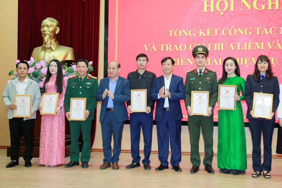 Tổng kết công tác báo chí và trao Giải Búa liềm vàng năm 2025