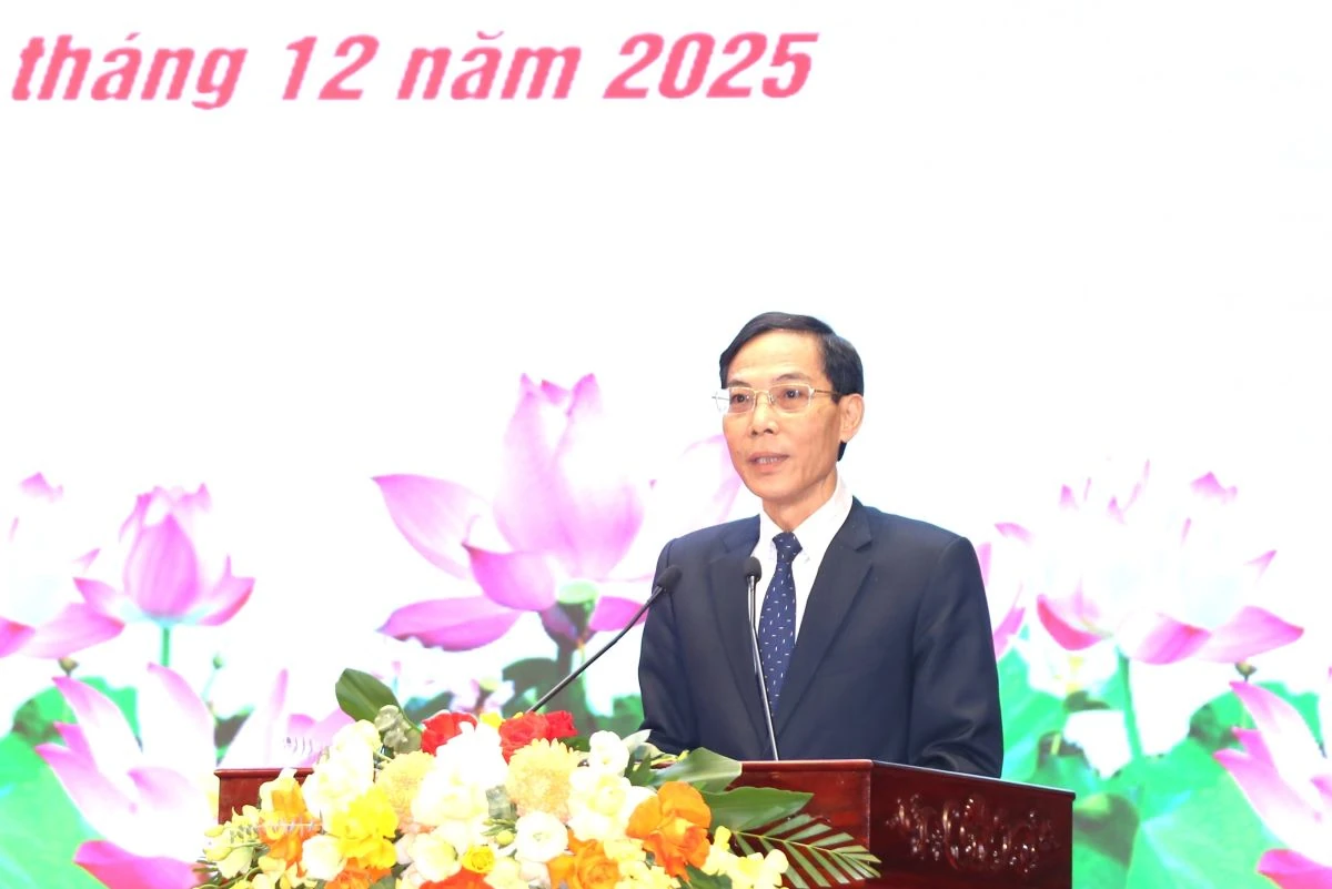 Đẩy mạnh phong trào thi đua khuyến học, khuyến tài, xây dựng xã hội học tập