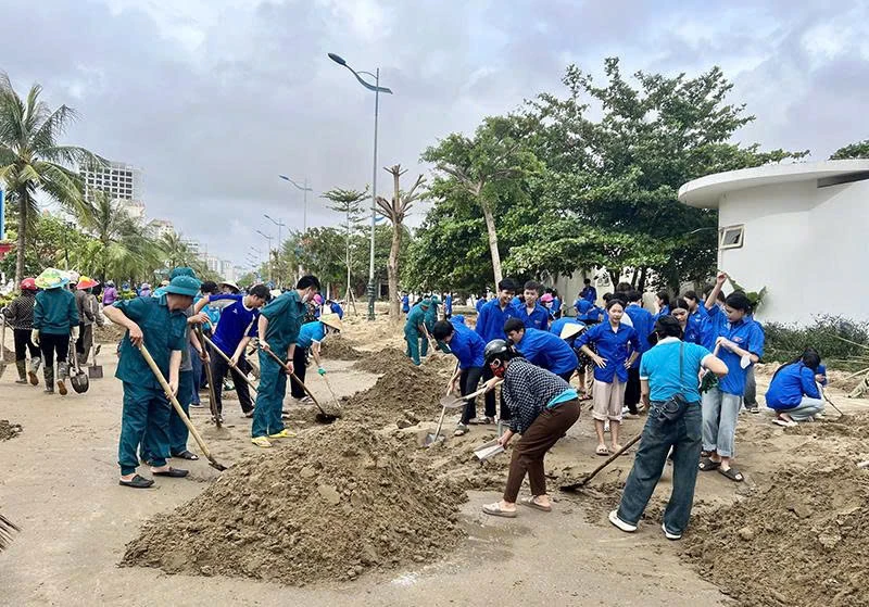 Nhiều giải pháp kiểm soát môi trường biển