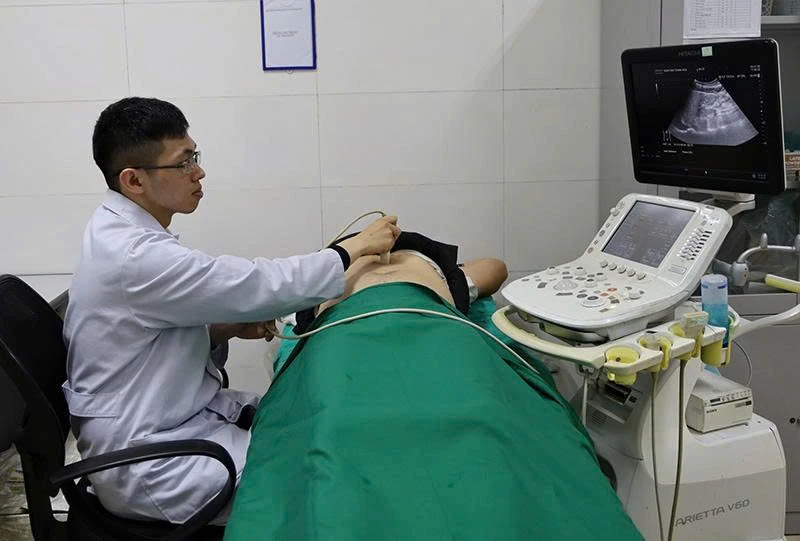 Khi người trẻ chọn nghề y