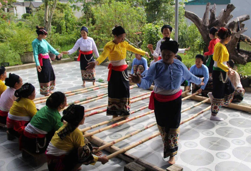 Vạn Xuân bảo tồn giá trị văn hóa dân tộc Thái