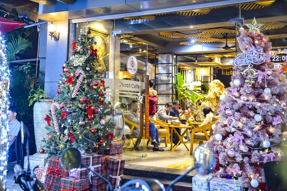 Phố phường Thanh Hóa lung linh mùa Giáng sinh