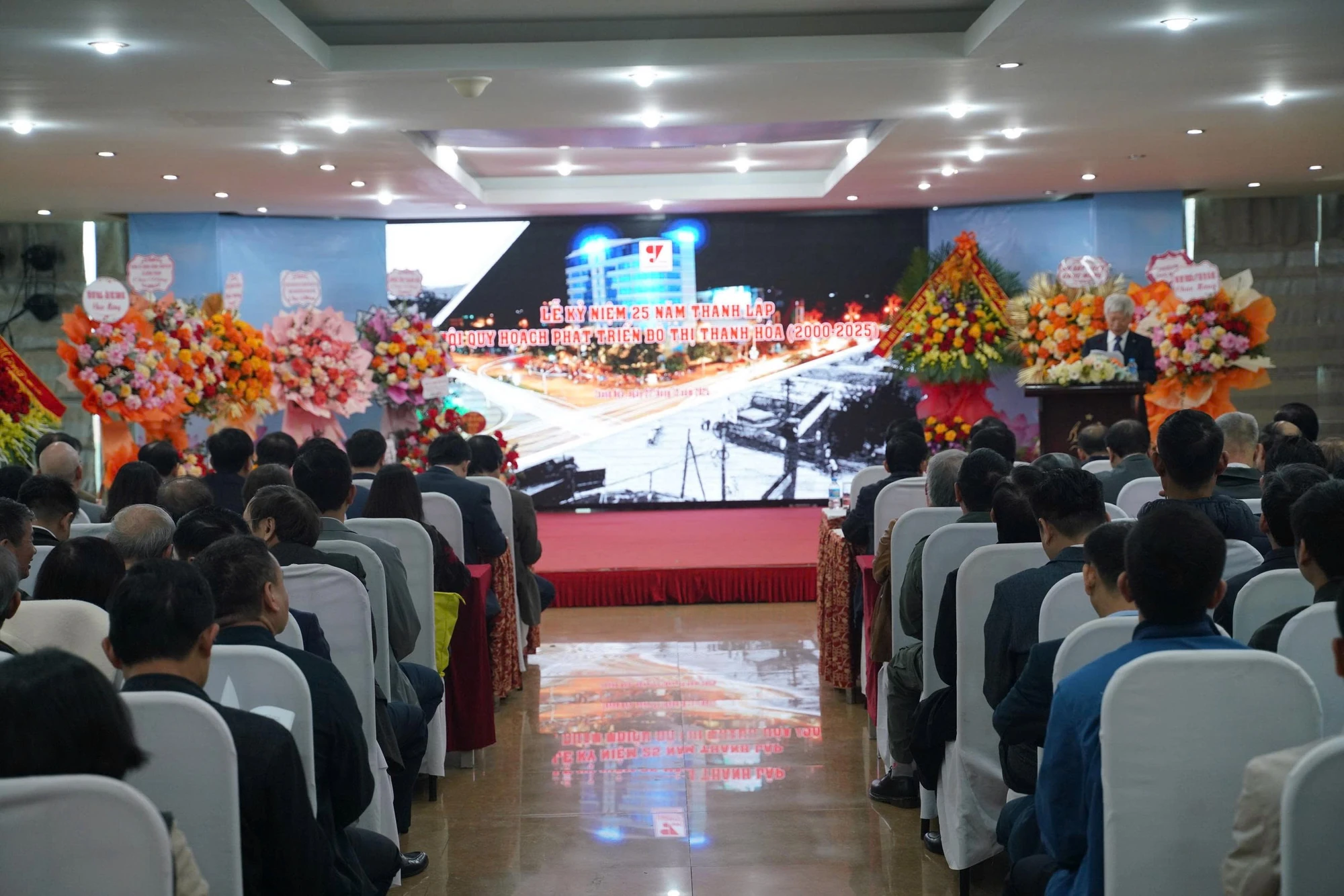 Hội Quy hoạch phát triển đô thị Thanh Hóa kỷ niệm 25 năm xây dựng và phát triển