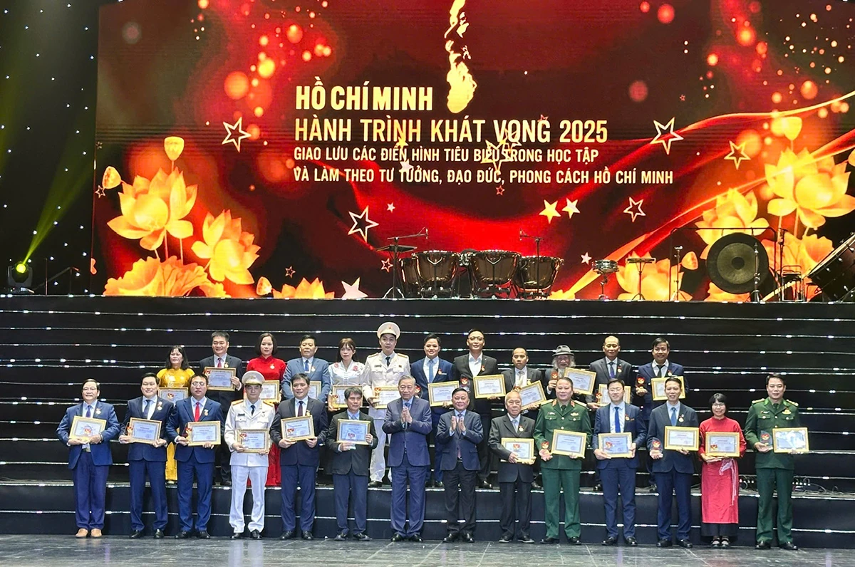 Đồn Biên phòng Pù Nhi được vinh danh toàn quốc trong học tập và làm theo tư tưởng, đạo đức, phong cách Hồ Chí Minh 