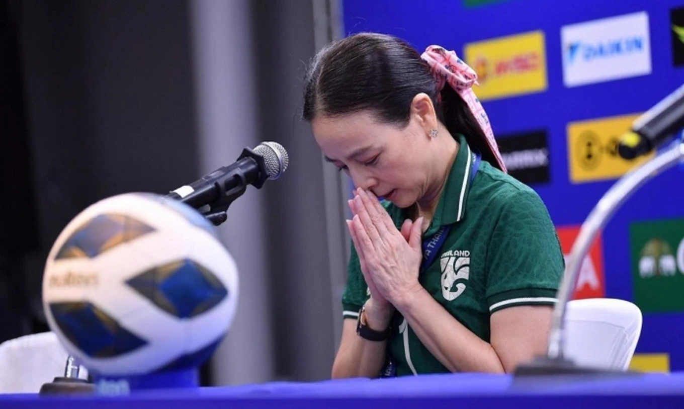 U23 Việt Nam rèn chiến thuật tại Qatar; Arsenal chiếm đỉnh bảng Ngoại hạng Anh