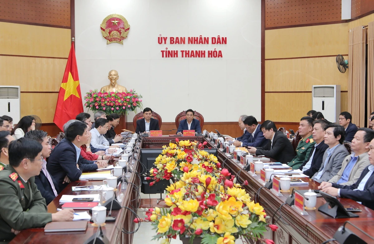 Quyết tâm tháo gỡ những “điểm nghẽn” lớn đang cản trở phát triển