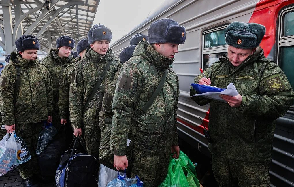 Nga đặt mục tiêu tuyển 261.000 quân năm 2026