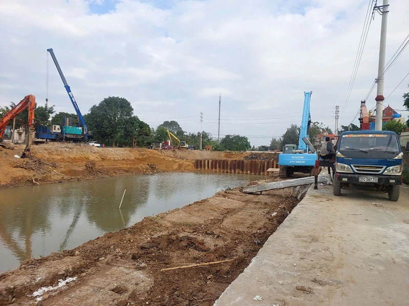 Gấp rút thi công Dự án tăng cường khả năng tiêu thoát lũ vùng Bắc Thanh Hóa