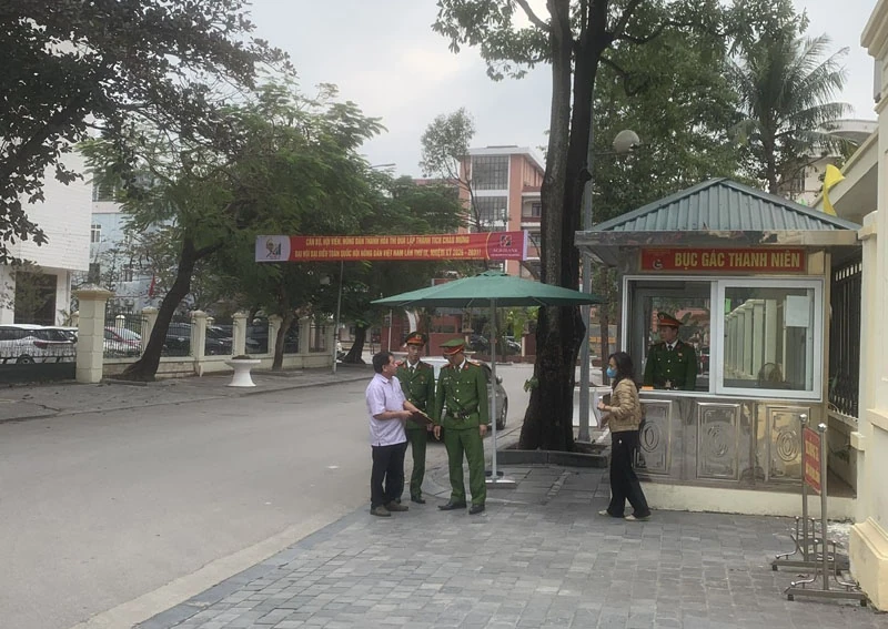 Lực lượng bảo vệ mục tiêu học và làm theo Bác