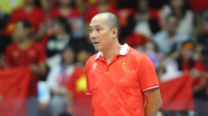 U23 Việt Nam lo ngại tình trạng chấn thương của Thanh Nhàn; PSG mất ngôi đầu vào tay hiện tượng Ligue 1