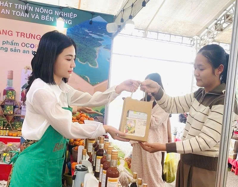 Thêm xu hướng tiêu thụ sản phẩm OCOP dịp cuối năm