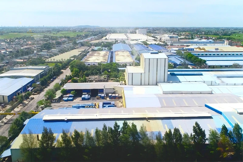 Từ “đầu tàu công nghiệp đến trung tâm đô thị - công nghiệp xanh