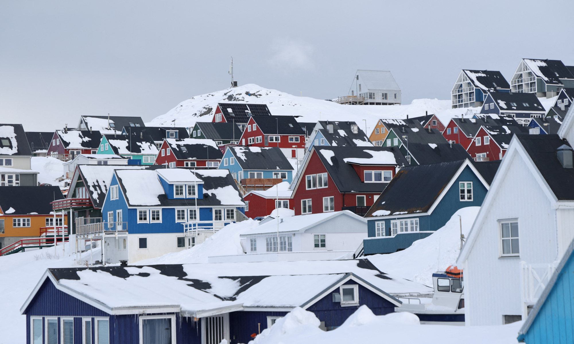 Mỹ thảo luận các phương án giành quyền kiểm soát Greenland