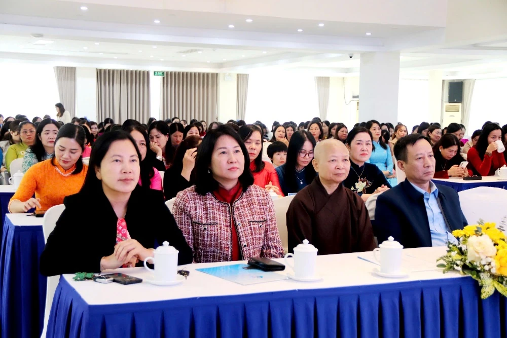 Hội LHPN tỉnh và Tổ chức Tài chính vi mô TNHH Thanh Hóa ký kết phối hợp giai đoạn 2026-2030