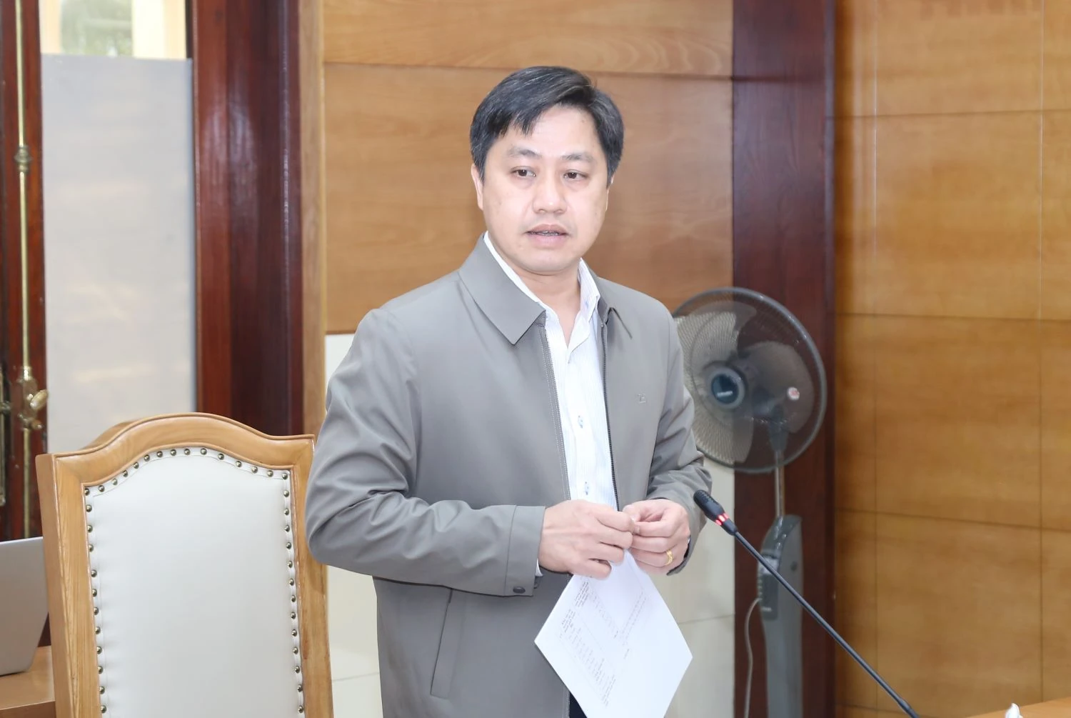 Giải quyết dứt điểm tình trạng bãi chôn lấp rác thải đang gây ảnh hưởng tiêu cực đến môi trường và đời sống