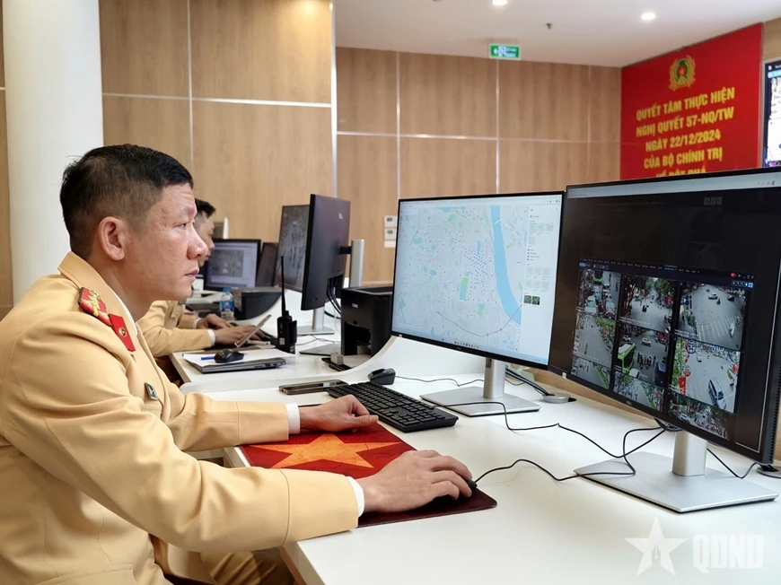 Tuần tra, kiểm soát khép kín địa bàn, giữ vững an ninh dịp Đại hội XIV