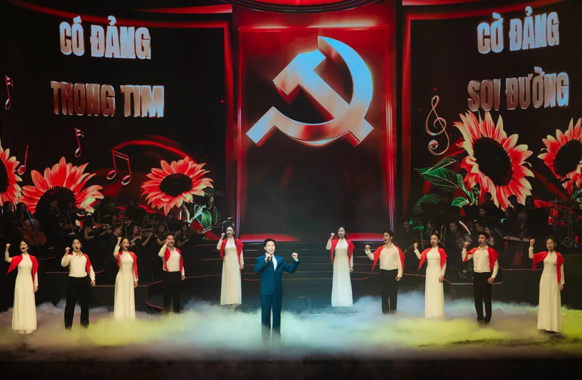 Nghệ sĩ trẻ Anh Tú sáng tác ca khúc về Đảng quang vinh