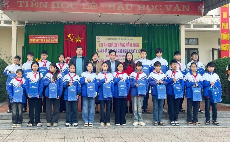 Lan tỏa giá trị tri ân khách hàng gắn với nâng cao ý thức sử dụng điện tiết kiệm, an toàn