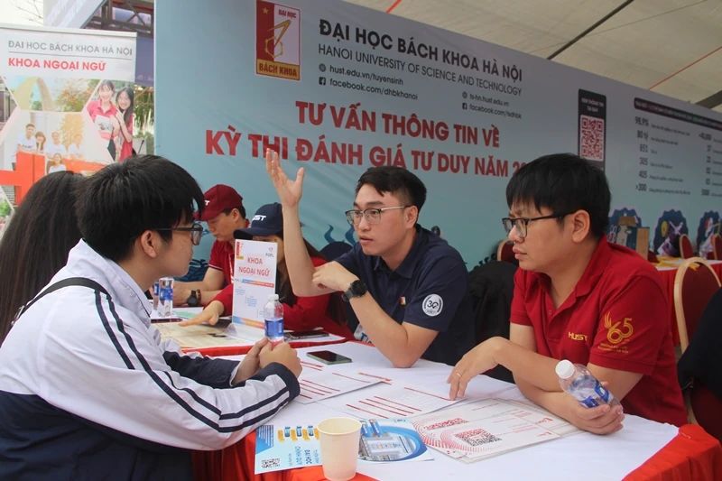 Tư vấn tuyển sinh - hướng nghiệp năm 2026 tại Thanh Hóa