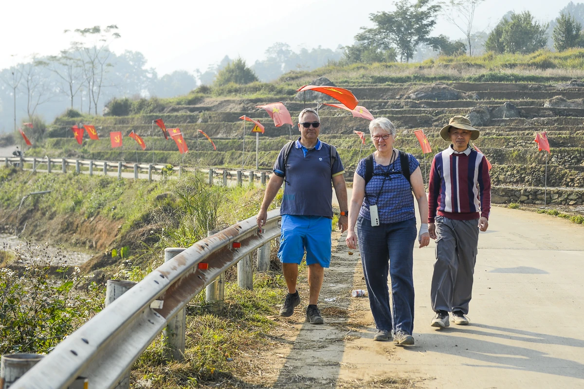 Ruộng bậc thang Pù Luông lung linh mùa nước đổ