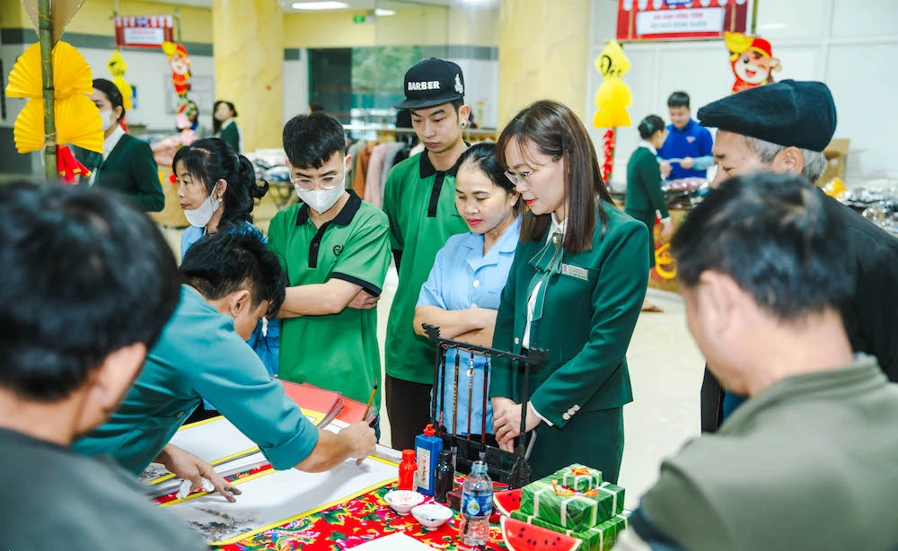 “Phiên chợ Xuân 2026” dành cho bệnh nhân tại Bệnh viện Đa khoa tỉnh Thanh Hóa