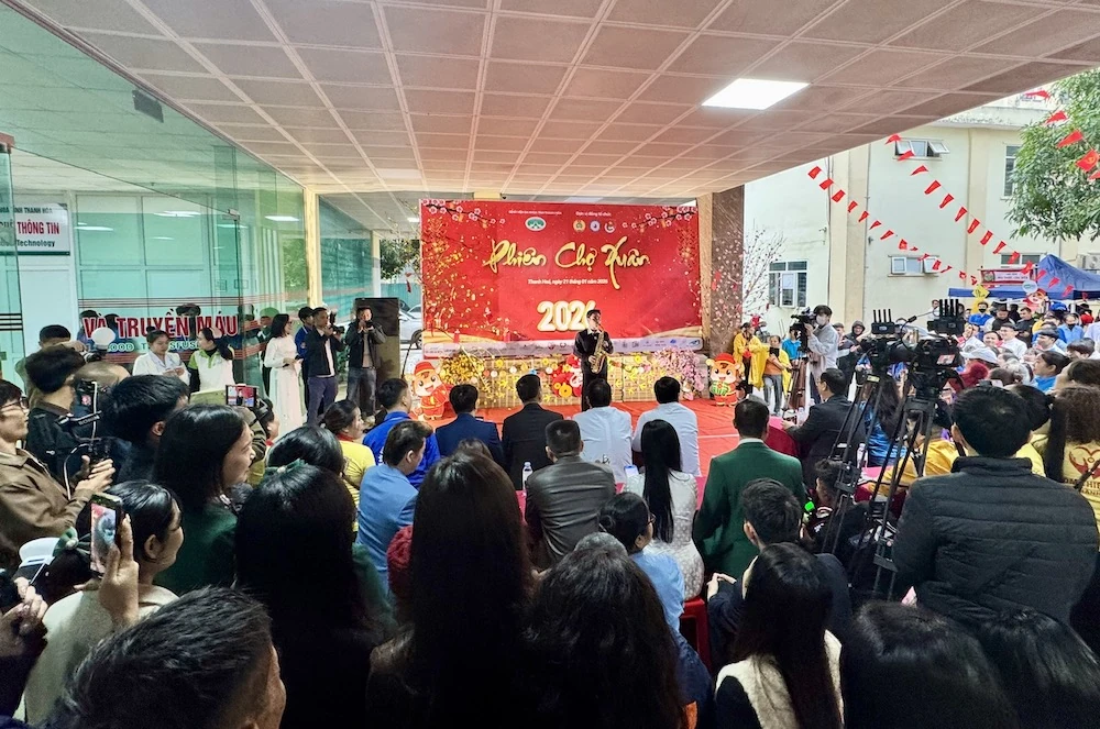 “Phiên chợ Xuân 2026” dành cho bệnh nhân tại Bệnh viện Đa khoa tỉnh Thanh Hóa