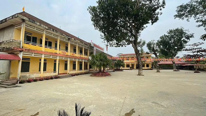 Đảm bảo an toàn cho ngôi trường bên ngoài đê