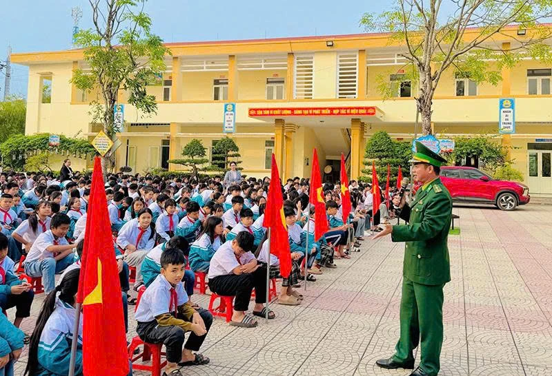 Phổ biến, giáo dục pháp luật trong trường học - nhiều cách làm hiệu quả