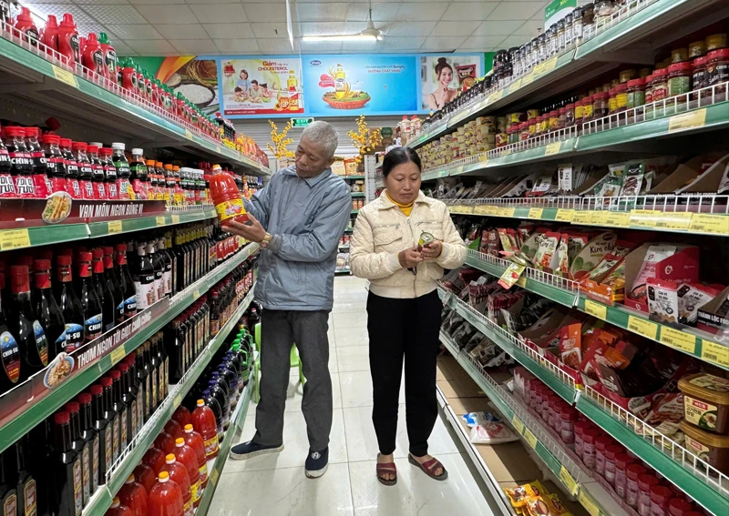 Chủ động nguồn hàng phục vụ người dân miền núi trong dịp tết