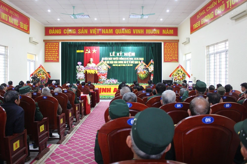 Trung đoàn 64, Sư đoàn 390 đón nhận Huân chương Bảo vệ Tổ quốc hạng Ba