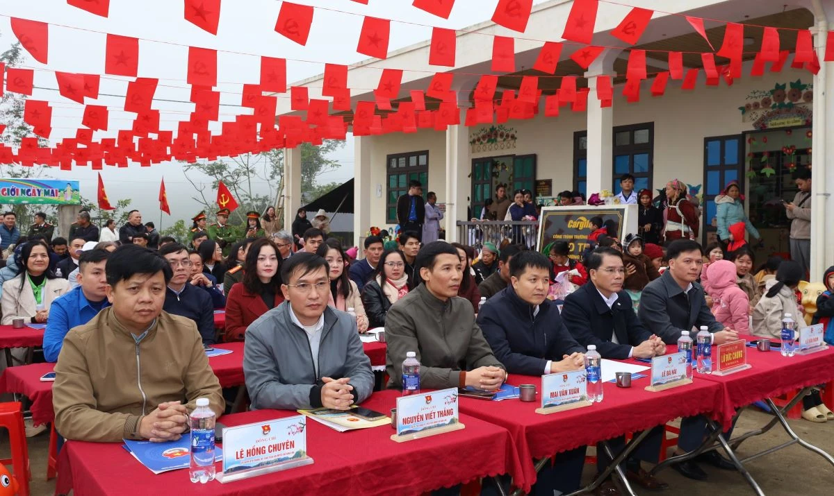 Thiết thực chương trình “Tình nguyện mùa Đông” tại xã Giao An