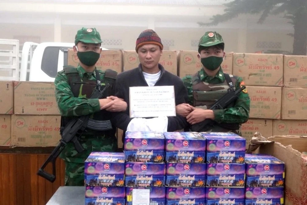 Trao thưởng cho các lực lượng có thành tích xuất sắc trong chuyên án A1-126.2p