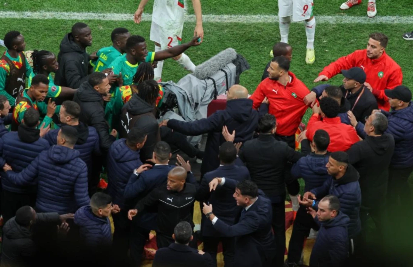 U23 Việt Nam dừng bước đầy tiếc nuối tại bán kết, Man City và PSG thảm bại tại Champions League