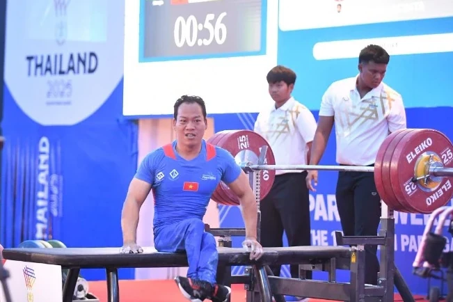 HLV U23 Hàn Quốc thận trọng trước màn tái đấu thầy trò Kim Sang-sik; Bayern Munich sớm giành vé đi tiếp tại Champions League