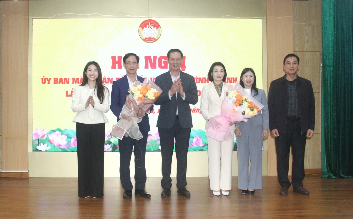 Đồng chí Đỗ Thị Toán giữ chức Phó Chủ tịch Thường trực Ủy ban MTTQ tỉnh