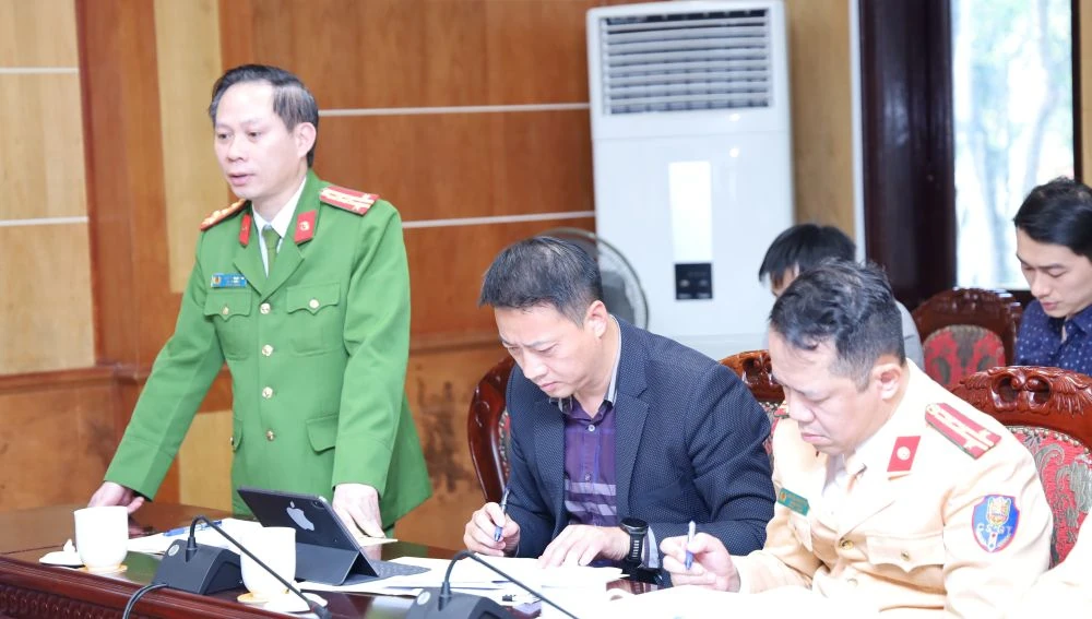 Làm rõ nguyên nhân, giải pháp khắc phục hậu quả tai nạn giao thông trên cao tốc Mai Sơn - Quốc lộ 45