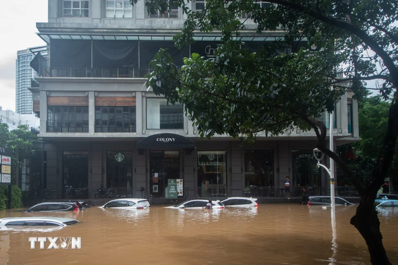 Indonesia: Hơn 1.600 người phải sơ tán vì ngập lụt ở Jakarta