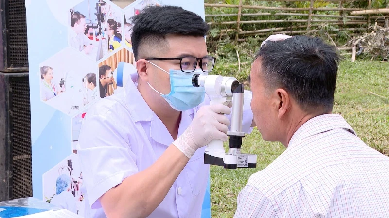 Hội Kiến trúc sư Thanh Hóa tổ chức chương trình từ thiện tại xã Phú Xuân