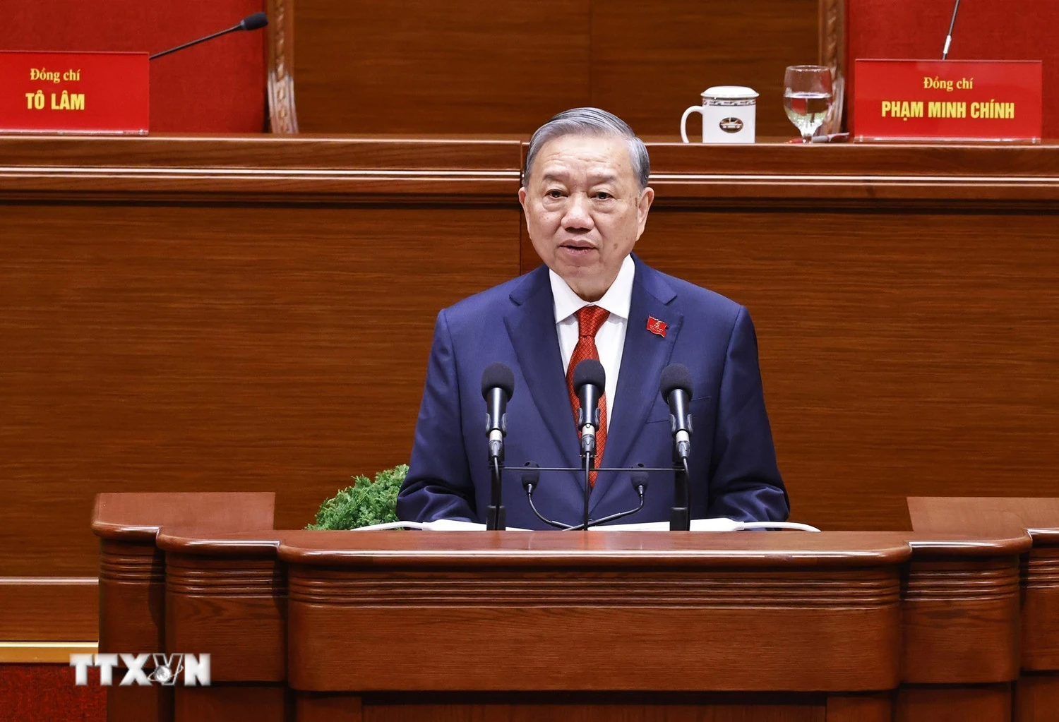 Quan hệ hữu nghị vĩ đại, đoàn kết đặc biệt Việt Nam-Lào bước sang giai đoạn mới