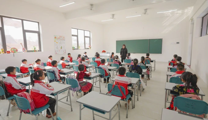 Xây trường nơi biên giới: Gieo nền tri thức, giữ vững phên dậu Tổ quốc