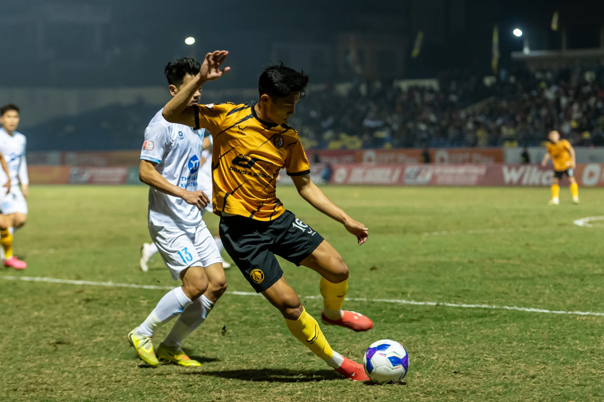 Chiến đấu quả cảm, Đông Á Thanh Hóa hòa “không tưởng” Nam Định trên sân nhà