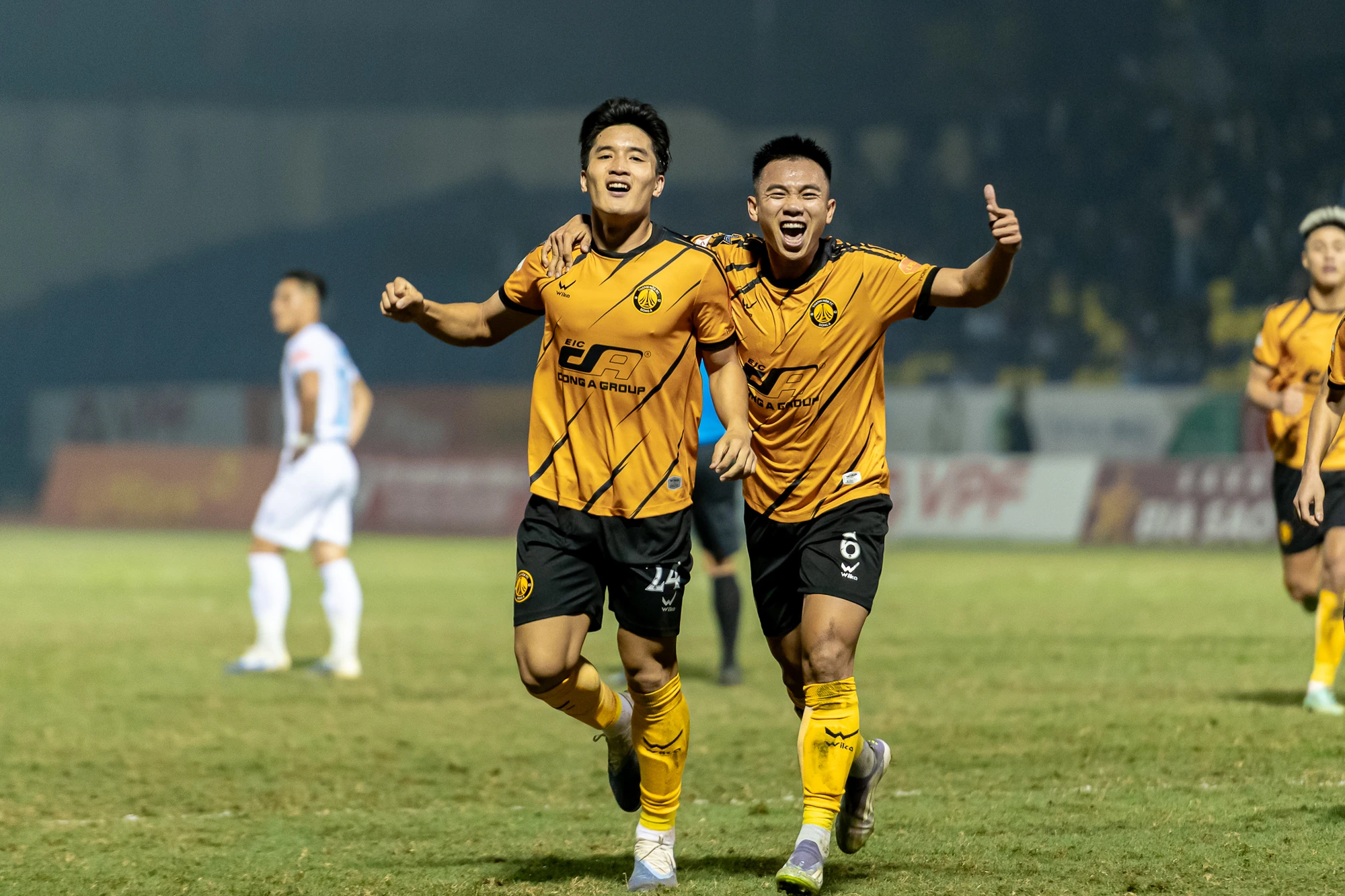 Chiến đấu quả cảm, Đông Á Thanh Hóa hòa “không tưởng” Nam Định trên sân nhà