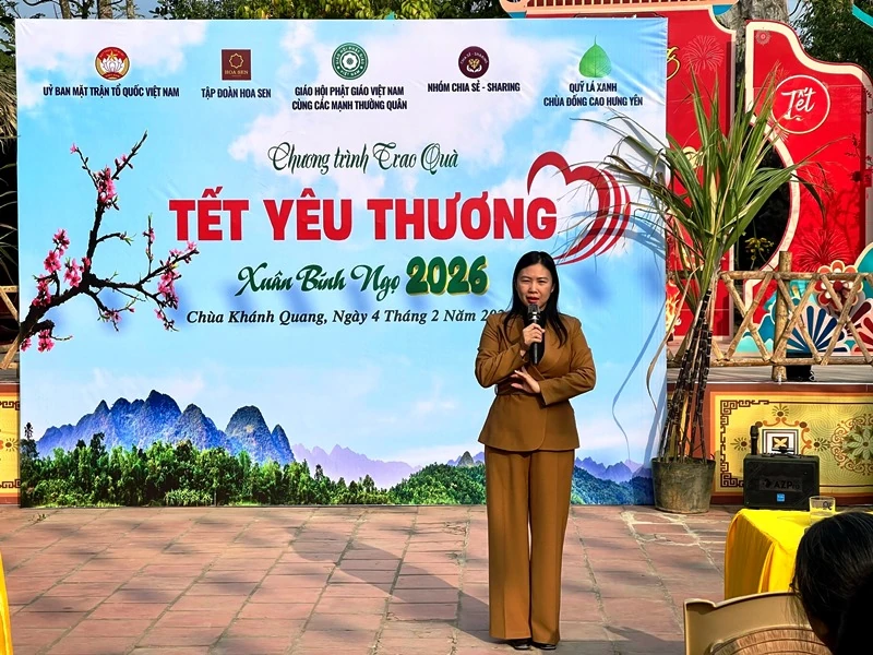 Trao 500 suất quà Tết cho hộ nghèo tại 6 phường, xã trên địa bàn tỉnh