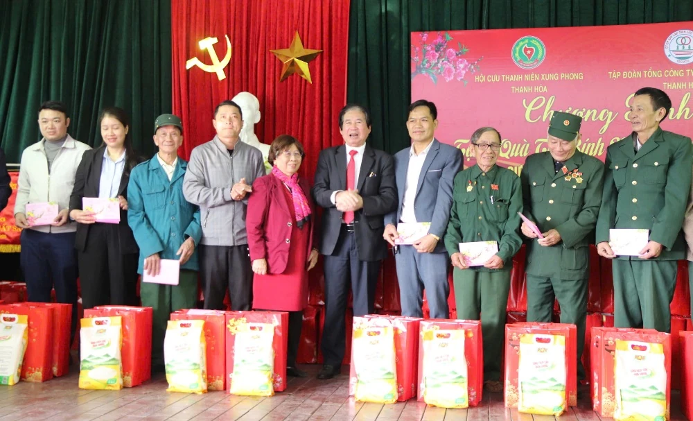 Đẩy mạnh nghĩa tình đồng đội, chăm lo cựu TNXP Thanh Hóa